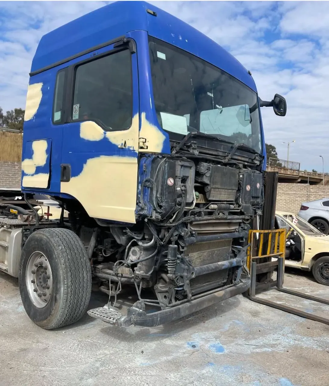 Before respray and ceramic coating – truck with dull, faded paintwork